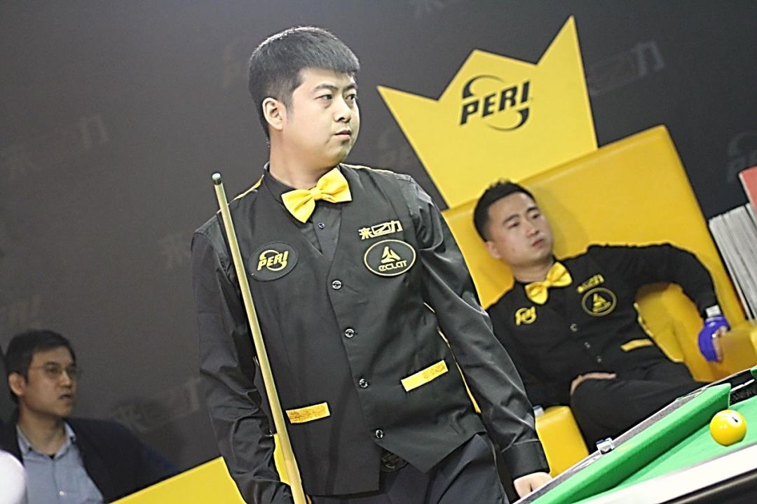 他在曼联中 他在曼联中