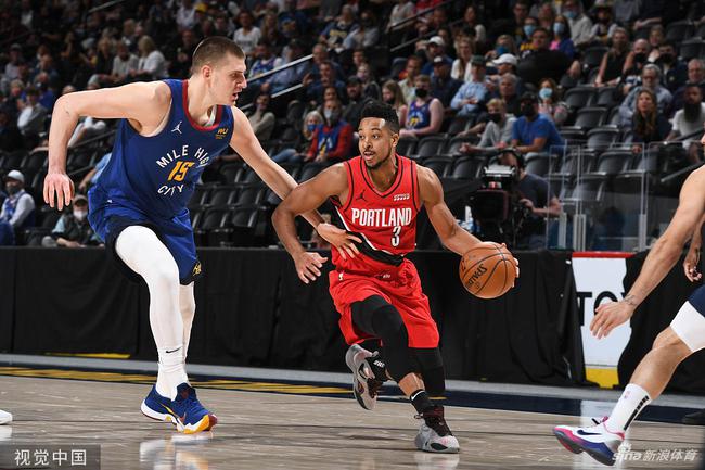 他们的外围 他们的外围