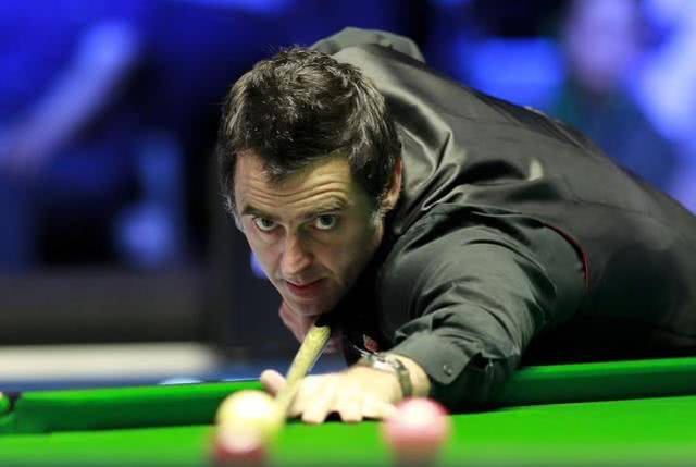 手展现出了 手展现出了