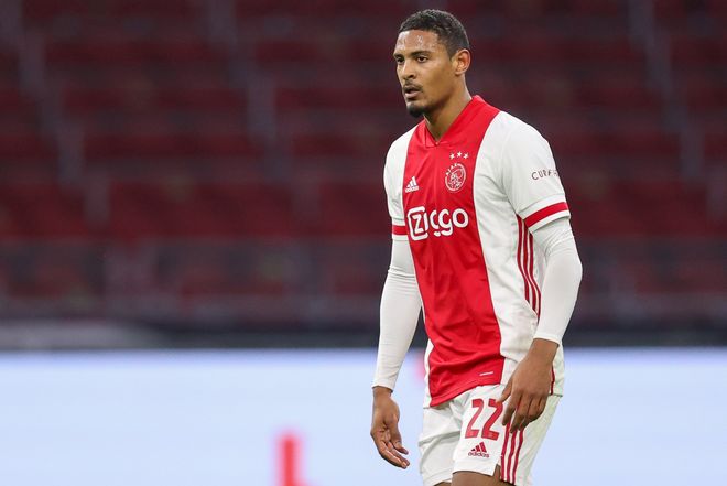 为了靠近他 为了靠近他