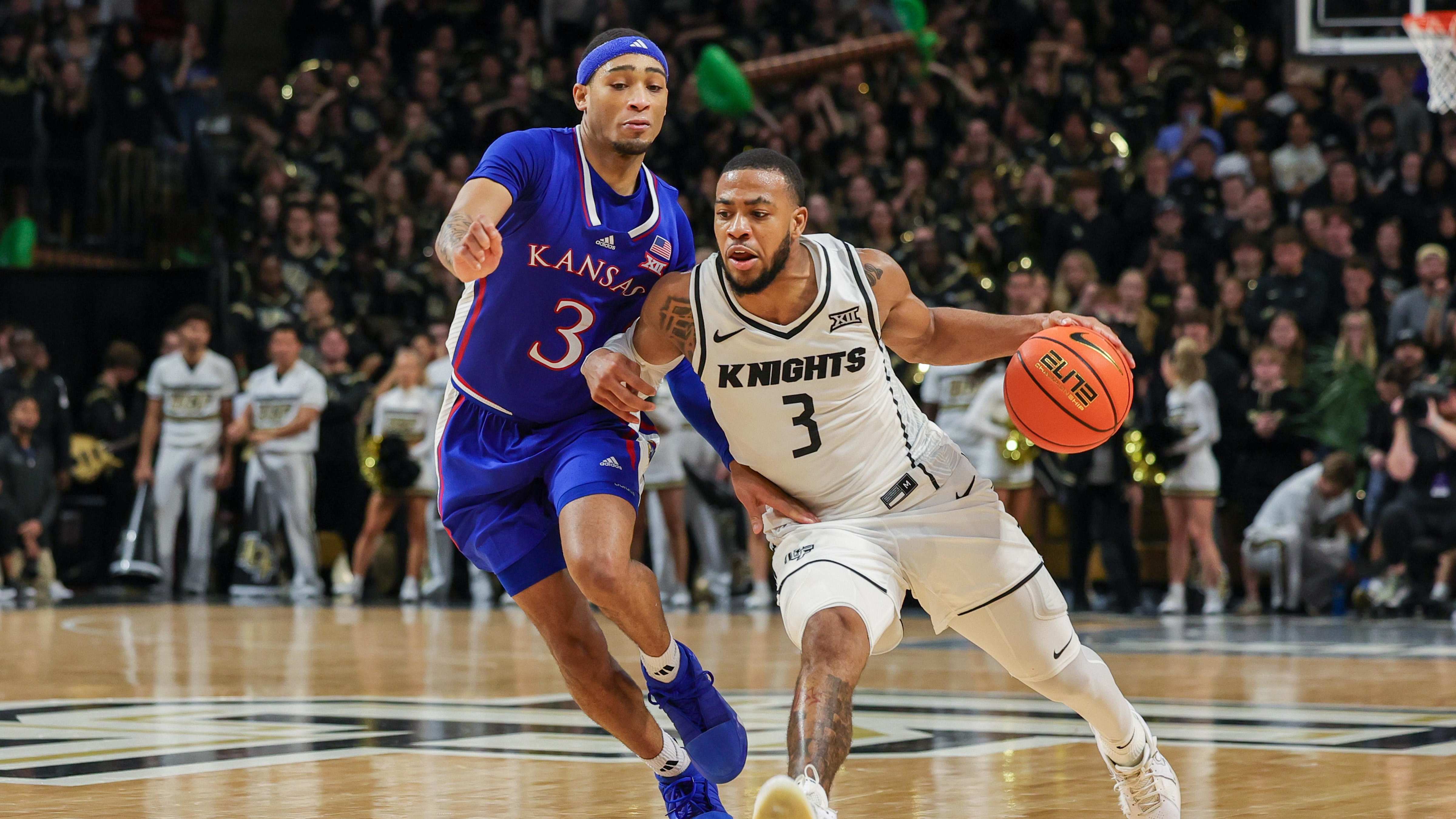 逼出对手右 逼出对手右